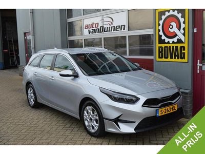 Grijs Gebruikt 2023 Kia Ceed Hatchback | € 18.745 (Goede deal)