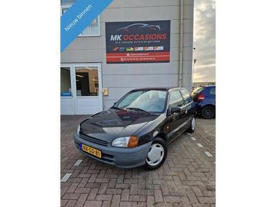 tweedehands Toyota Starlet 1.3 16V 3drs STUURBEKRACHTIGING/ELEKRAMEN