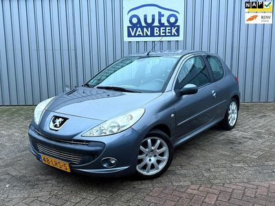 Grijs (metallic) Occasion 2010 Peugeot 206 Hatchback | € 2.750