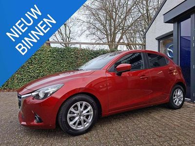 Rood Gebruikt 2015 Mazda 2 Edition Hatchback | € 9.350 (Goede deal)