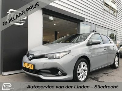 Toyota Auris Hybrid