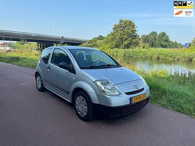 Grijs Gebruikt 2004 Citroën C2 Prestige Hatchback | € 1.350 (Eerlijke prijs)