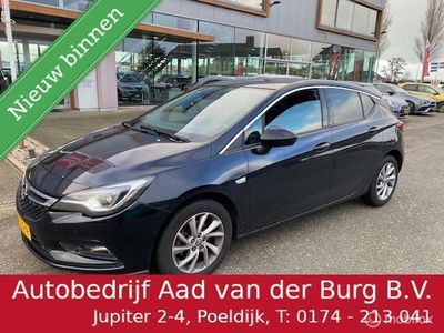 tweedehands Opel Astra 1.0 Turbo 105pk Business+ Navigatie / Parkeerhulp