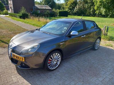 Grijs Gebruikt 2011 Alfa Romeo Giulietta Distinctive Hatchback | € 8.000 (Iets duurder)