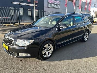 Zwart Gebruikt 2012 Skoda Superb Business Line Stationwagen | € 4.250 (Goede deal)