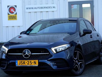 Blauw Gebruikt 2021 Mercedes A250 AMG line Hatchback | € 29.900 (Eerlijke prijs)