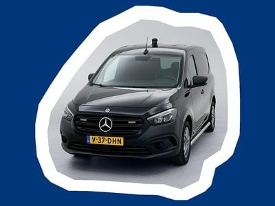 Zwart Occasion 2024 Mercedes Citan 108 Van | € 19.645 (Goede deal)