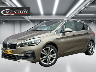 Geel (metallic) Occasion 2019 BMW 218 Executive Stationwagen | € 18.995 (Goede deal)
