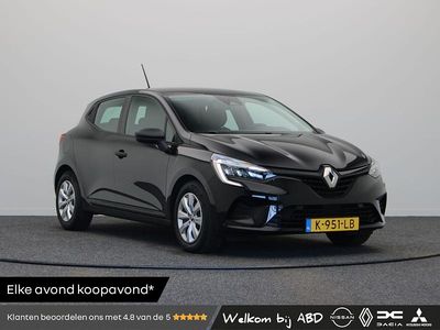 Zwart Occasion 2021 Renault Clio V Life Hatchback | € 18.940