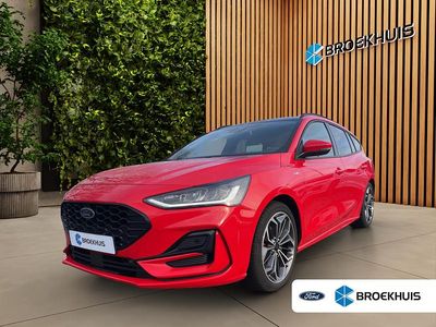 Rood Gebruikt 2023 Ford Focus ST-Line X Stationwagen | € 29.895 (Duur)