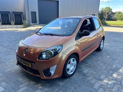 Oranje Gebruikt 2009 Renault Twingo Night&Day Hatchback | € 2.250 (Eerlijke prijs)