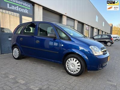 Blauw Gebruikt 2005 Opel Meriva Essentia MPV | € 2.995 (Eerlijke prijs)