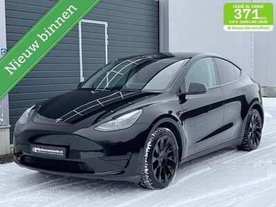Zwart Occasion 2022 Tesla Model Y Standard Range SUV | € 27.695 (Eerlijke prijs)