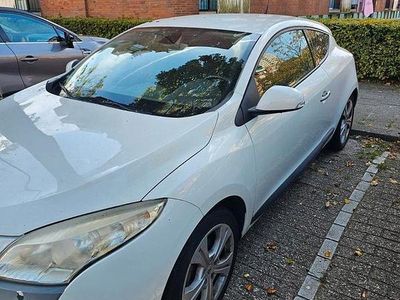Occasion 2009 Renault Mégane III Coupé | € 2.200 (Goede deal)