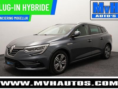 Occasion Renault Mégane GrandTour Intens 158 PK (116 kW) 2021 Grijs Stationwagen