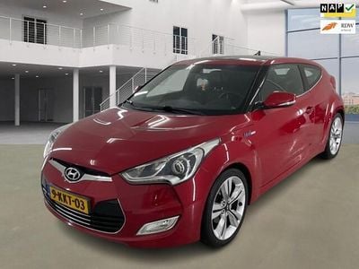 Rood Gebruikt 2013 Hyundai Veloster Coupé | € 14.450 (Duur)