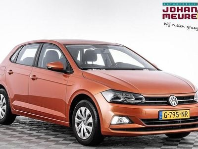 Oranje Gebruikt 2019 VW Polo Comfortline Hatchback | € 14.900 (Goede deal)