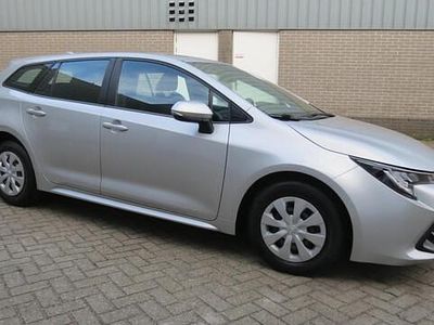 Occasion Toyota Corolla Comfort 116 PK (85 kW) 2020 Grijs (metallic) Stationwagen