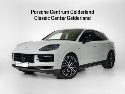 Grijs Occasion 2024 Porsche Cayenne SUV | € 127.900