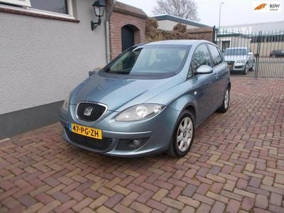 Blauw (metallic) Occasion 2004 Seat Altea Stylance MPV | € 999 (Super prijs)
