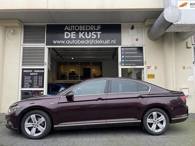 Occasion VW Passat 190 PK (139 kW) 2018 Rood Sedan