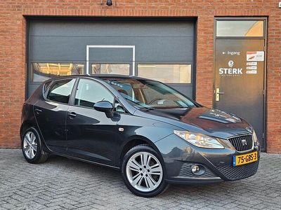 Grijs (metallic) Gebruikt 2008 Seat Ibiza Stylance Hatchback | € 4.450 (Eerlijke prijs)