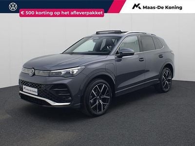 Grijs Nieuw 2025 VW Tiguan R-line SUV | € 54.840 (Goede deal)