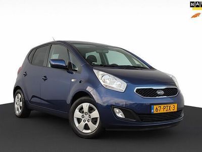 Blauw Gebruikt 2011 Kia Venga Hatchback | € 4.950 (Eerlijke prijs)