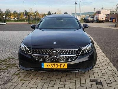 Mercedes E200