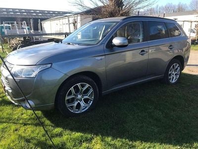 Occasion Mitsubishi Outlander Edition 121 PK (88 kW) 2014 Grijs SUV
