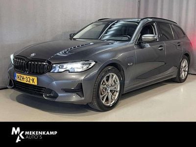 BMW 330e