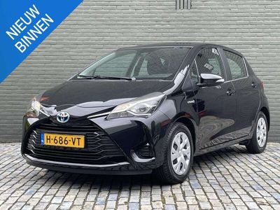 tweedehands Toyota Yaris 1.5 HYBRID ACTIVE I AUTOMAAT I NAVIGATIE I PARKEER