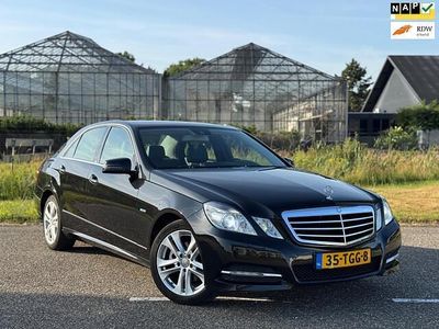 Mercedes E200