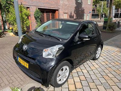 Toyota iQ