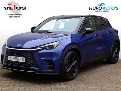 Blauw, metallic lak Gebruikt 2024 Lexus LBX SUV | € 42.900 (Eerlijke prijs)
