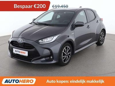 Grijs Occasion 2021 Toyota Yaris Hybrid Design Hatchback | € 19.449 (Eerlijke prijs)