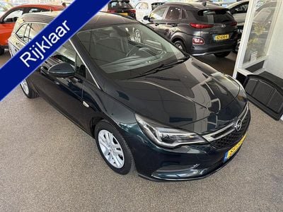 Groen Gebruikt 2018 Opel Astra Business Stationwagen | € 11.740 (Eerlijke prijs)
