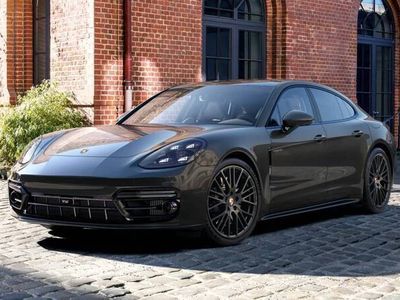 Porsche Panamera 4