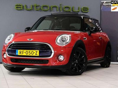 Occasion Mini Cooper Business 136 PK (100 kW) 2017 Rood Hatchback