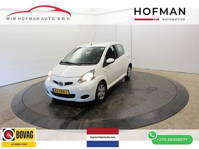 Wit Occasion 2011 Toyota Aygo Comfort Hatchback | € 2.235 (Eerlijke prijs)