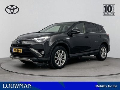 Bruin (metallic) Gebruikt 2017 Toyota RAV4 Hybrid Executive SUV | € 23.945 (Eerlijke prijs)