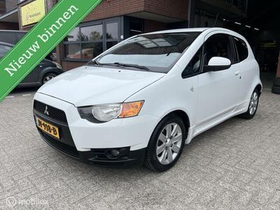 Wit Gebruikt 2010 Mitsubishi Colt Edition Hatchback | € 4.950