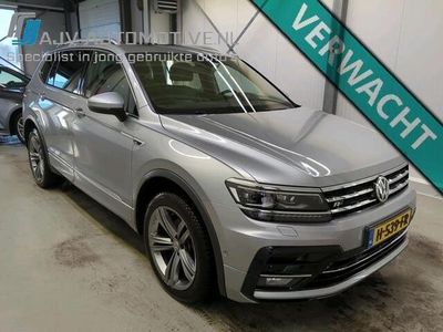 tweedehands VW Tiguan 1.5 TSI HIGHLINE DSG R-LINE 7-PERSOONS PANO/DYNAUDIO