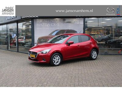 Soul red crystal metallic (46v) (licht rood) Occasion 2018 Mazda 2 Hatchback | € 15.450 (Eerlijke prijs)