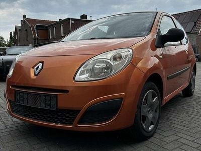 Oranje Occasion 2008 Renault Twingo Authentique Hatchback | € 2.950 (Eerlijke prijs)