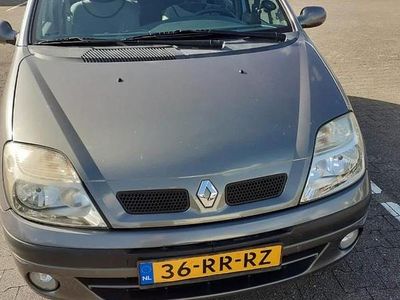 Occasion 2000 Renault Scénic MPV | € 950 (Eerlijke prijs)