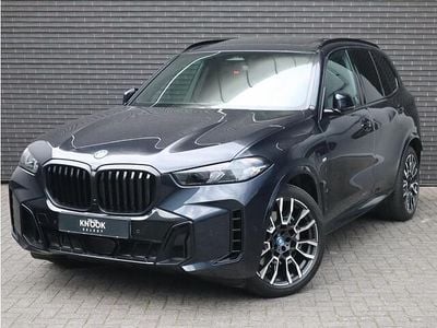 Zwart Gebruikt 2023 BMW X5 Executive SUV | € 84.950 (Goede deal)