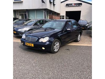 Mercedes C180