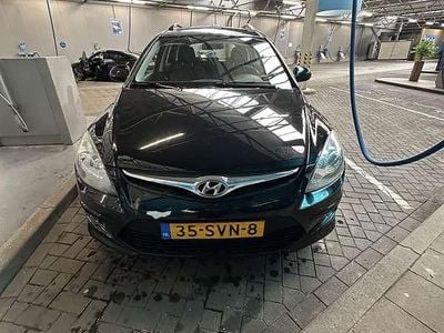 Zwart Occasion 2012 Hyundai i30 Classic Stationwagen | € 4.000 (Eerlijke prijs)