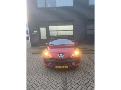 Rood Occasion 2006 Peugeot 207 Hatchback | € 2.099 (Eerlijke prijs)